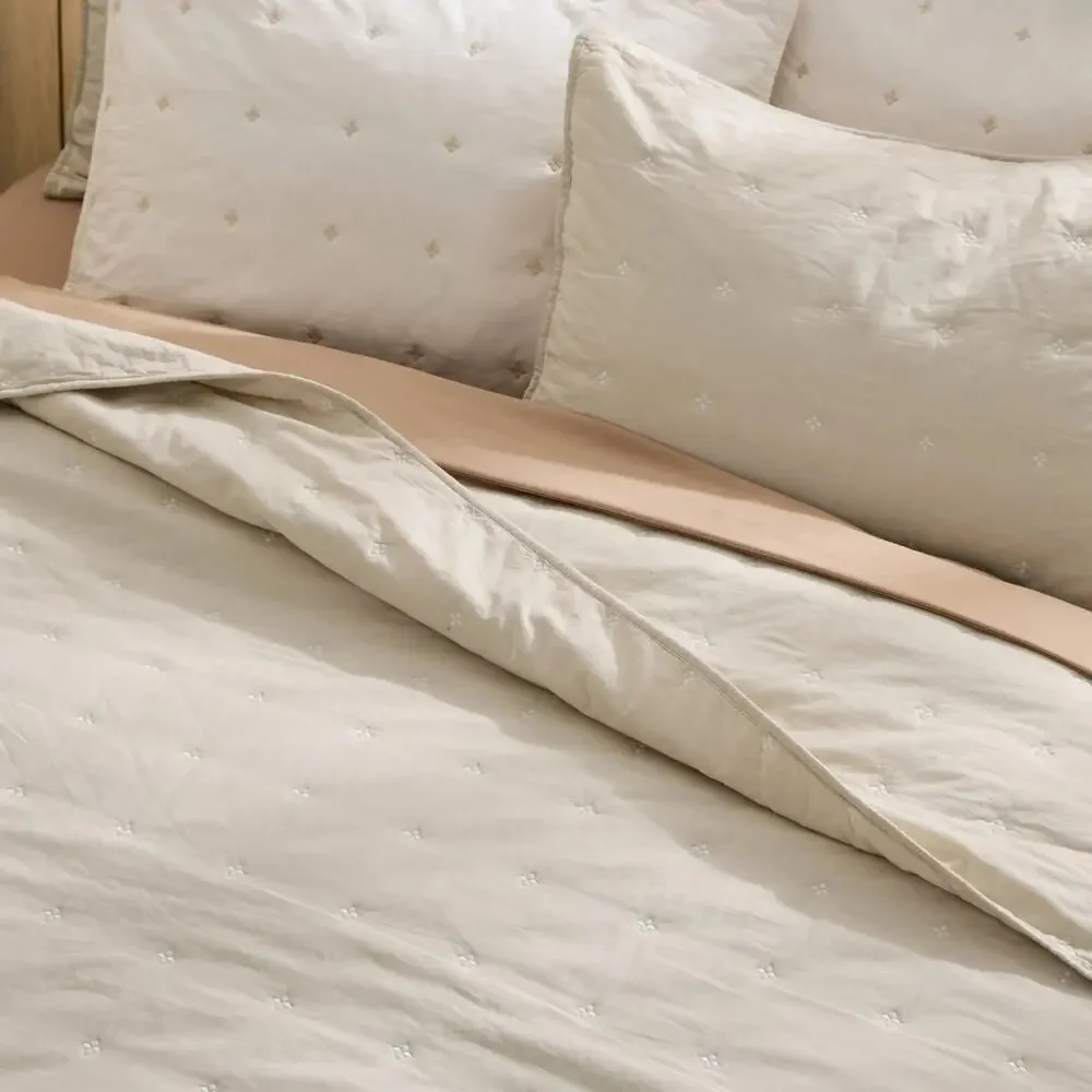 Bedsure Quilt and Sham set dotted Natural cream velvet feel King